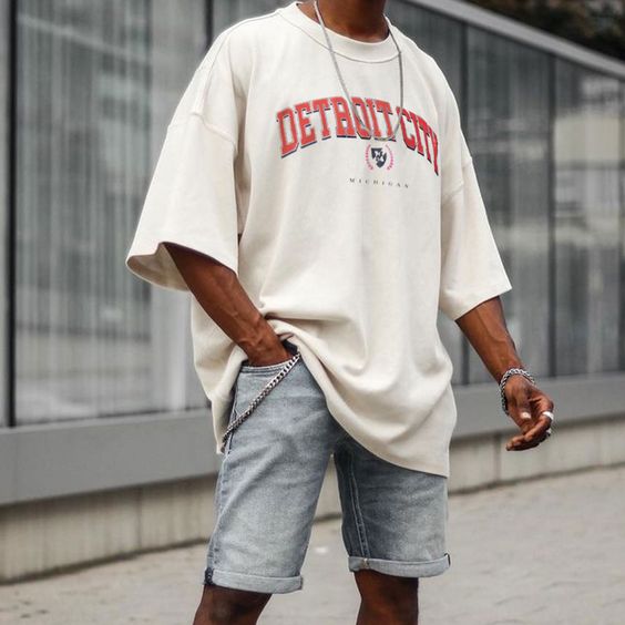 Oversized T-shirt with Shorts